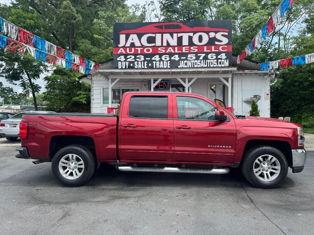 2018 Chevrolet Silverado 1500 LT Crew Cab Short Box's photo