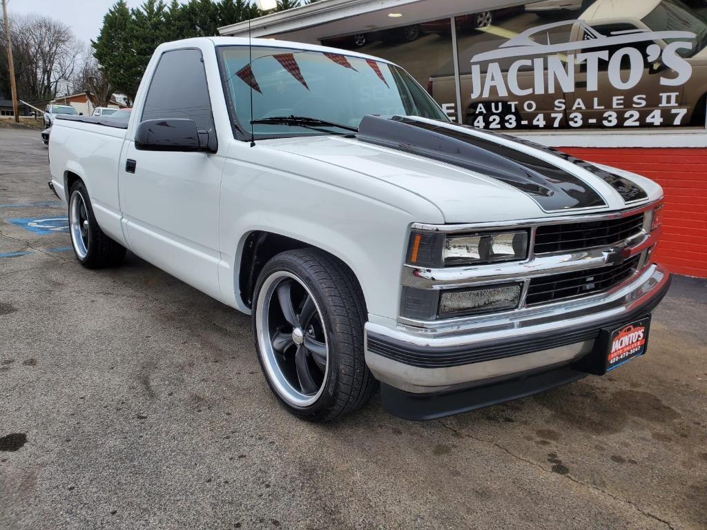 1988 GMC GMT400's photo