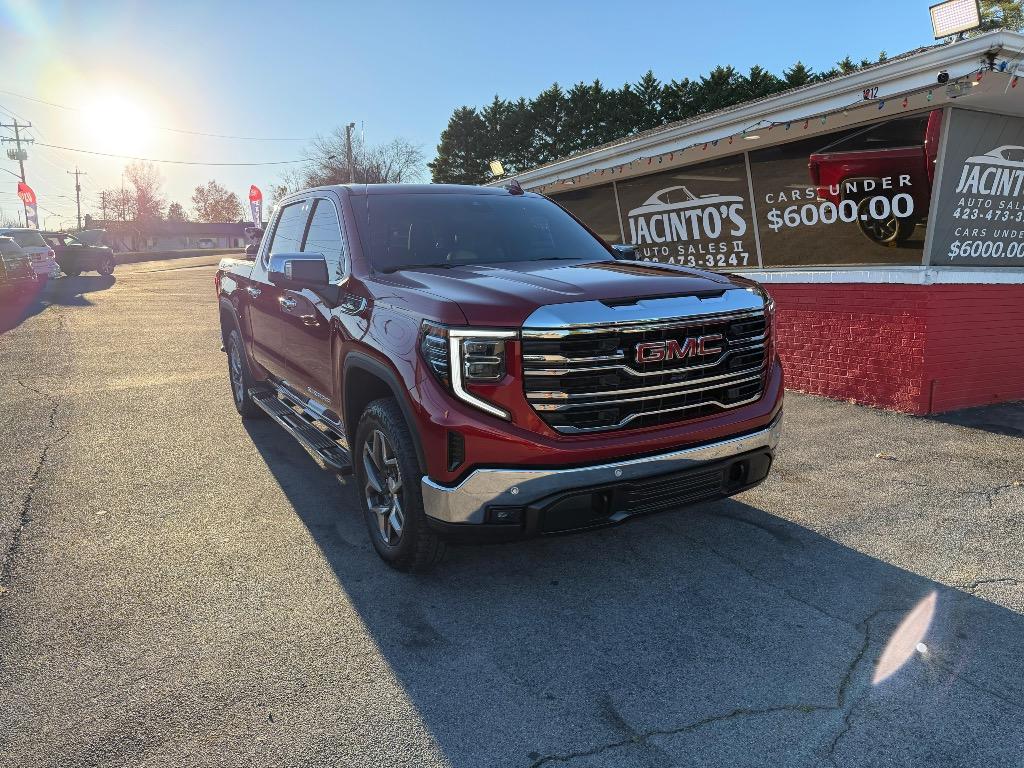 2024 GMC Sierra 1500 SLT