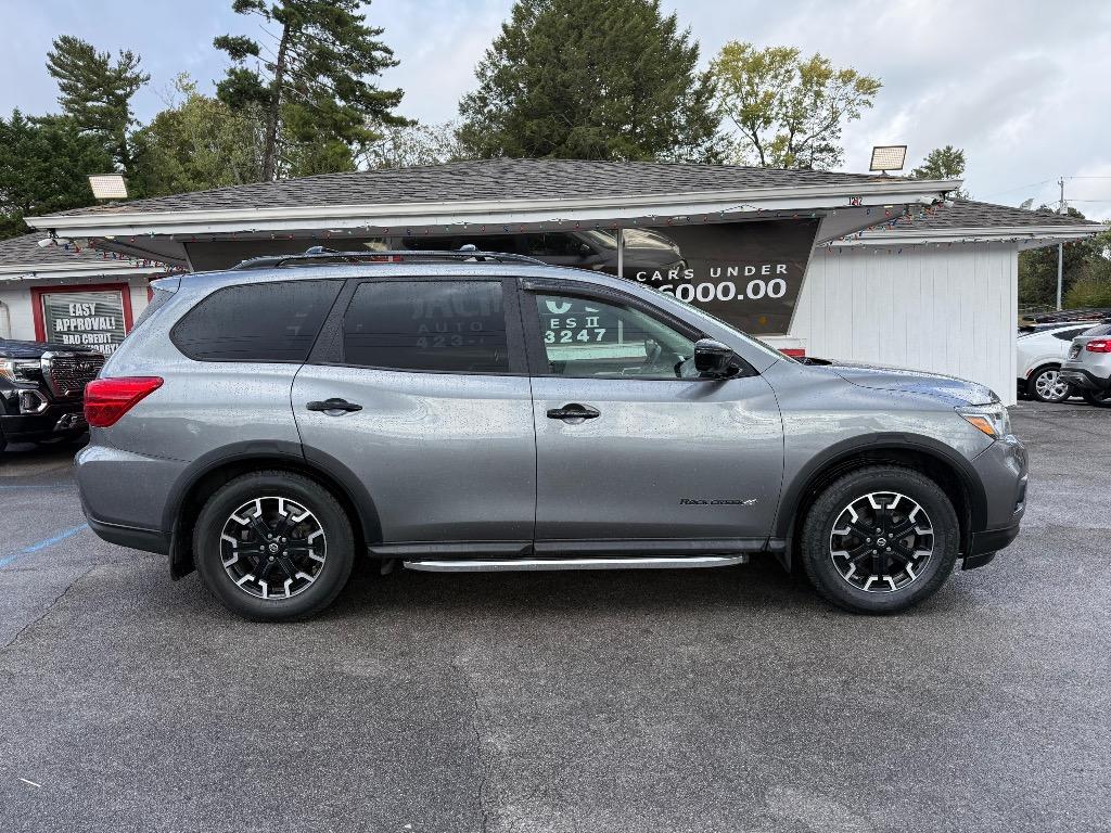 2020 Nissan Pathfinder