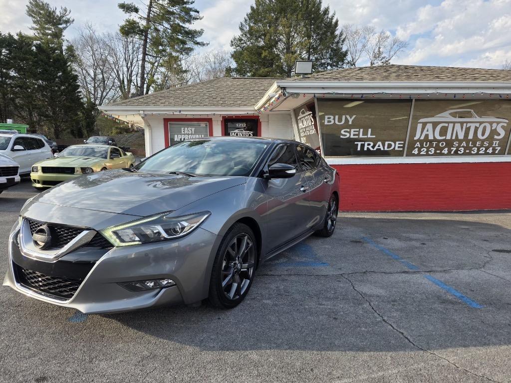 2016 Nissan Maxima SR