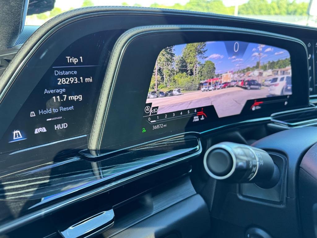 2023 Cadillac Escalade ESV V-Series - Photo 17