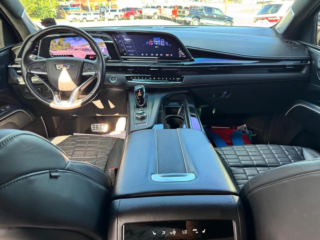 2023 Cadillac Escalade ESV V-Series - Photo 26