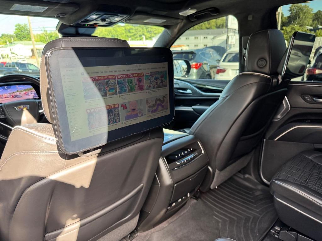 2023 Cadillac Escalade ESV V-Series - Photo 30