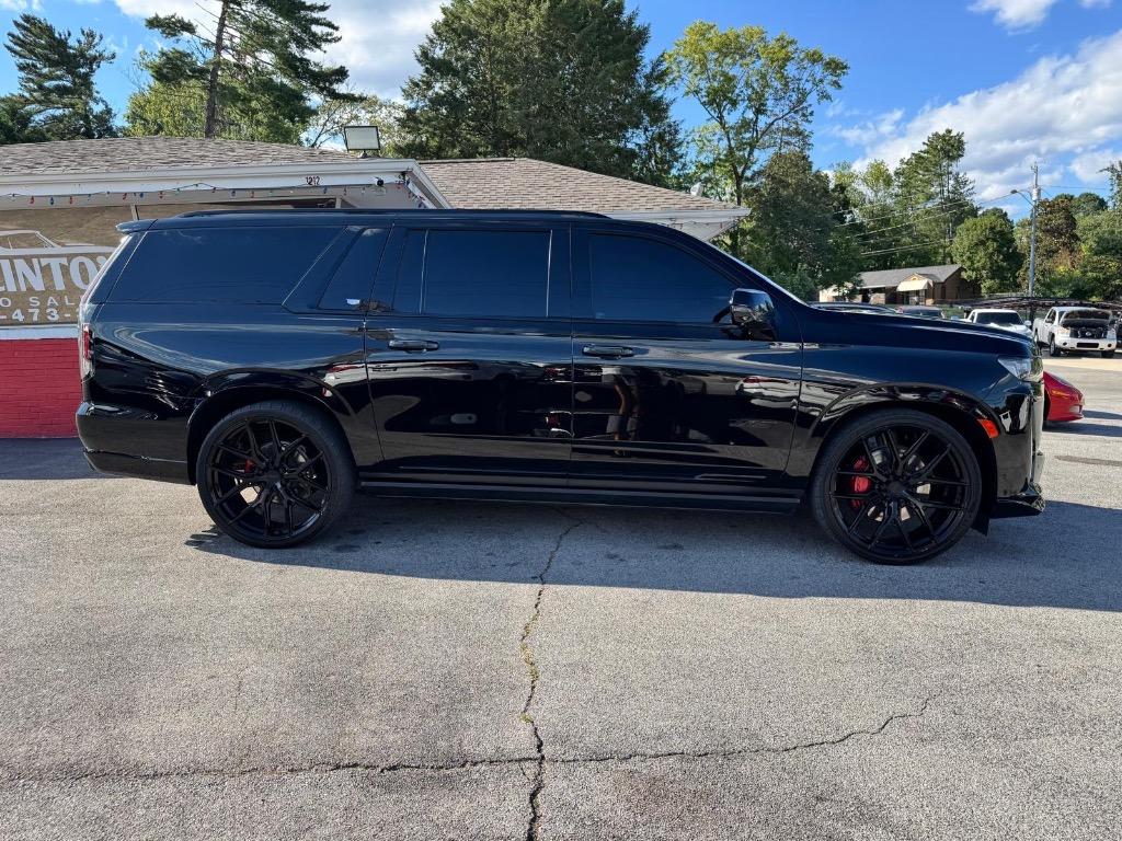 2023 Cadillac Escalade ESV V-Series - Photo 8