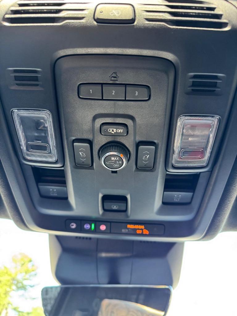 2023 Cadillac Escalade ESV V-Series - Photo 22