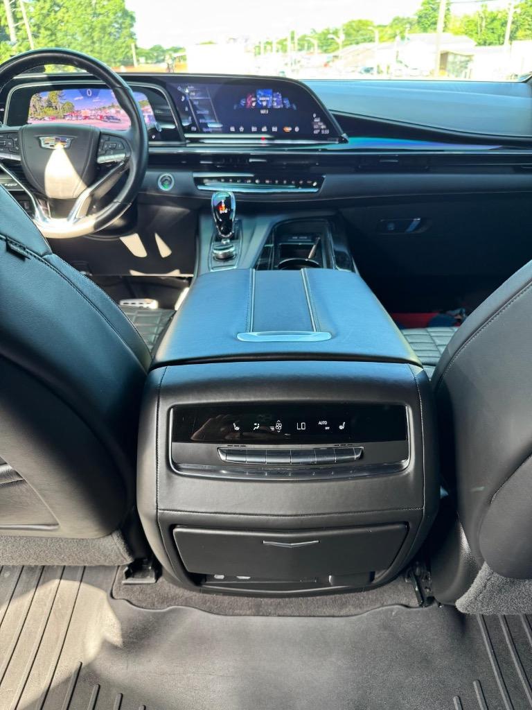 2023 Cadillac Escalade ESV V-Series - Photo 27