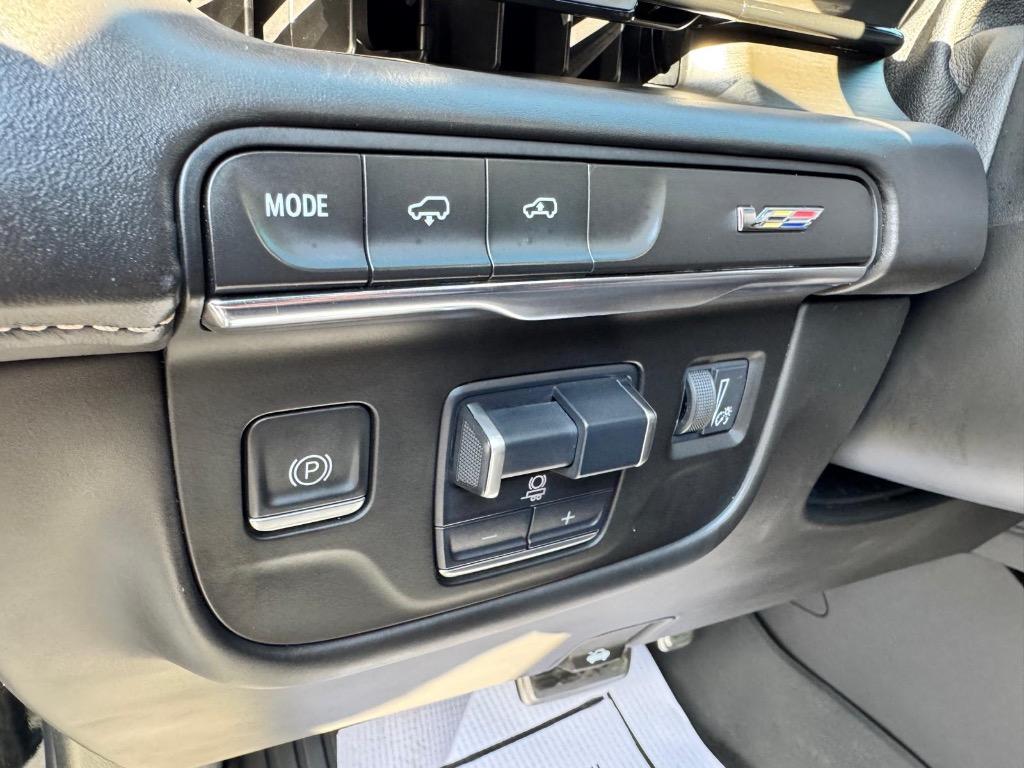 2023 Cadillac Escalade ESV V-Series - Photo 14