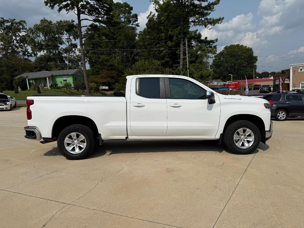 2021 Chevrolet Silverado 1500 LT's photo