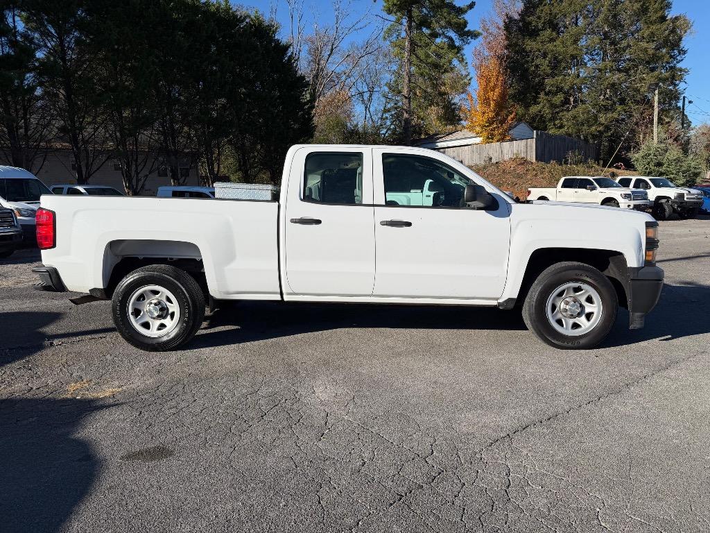 2014 Chevrolet Silverado 1500's photo