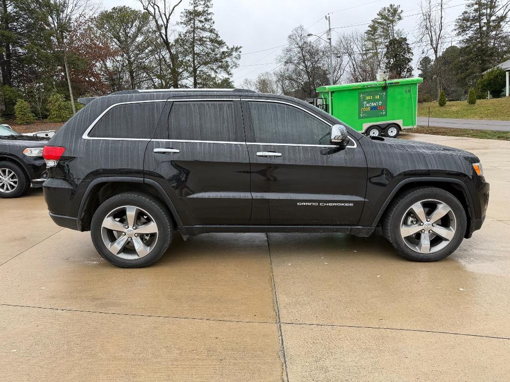 2015 Jeep Grand Cherokee Limited's photo