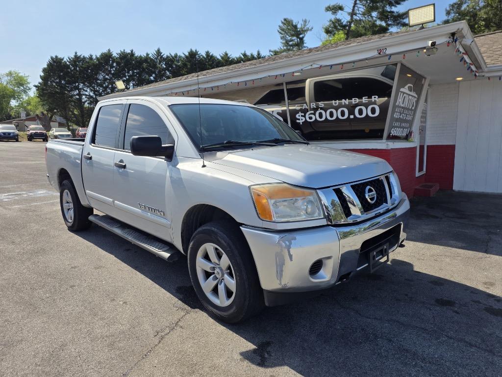 2013 Nissan Titan SV