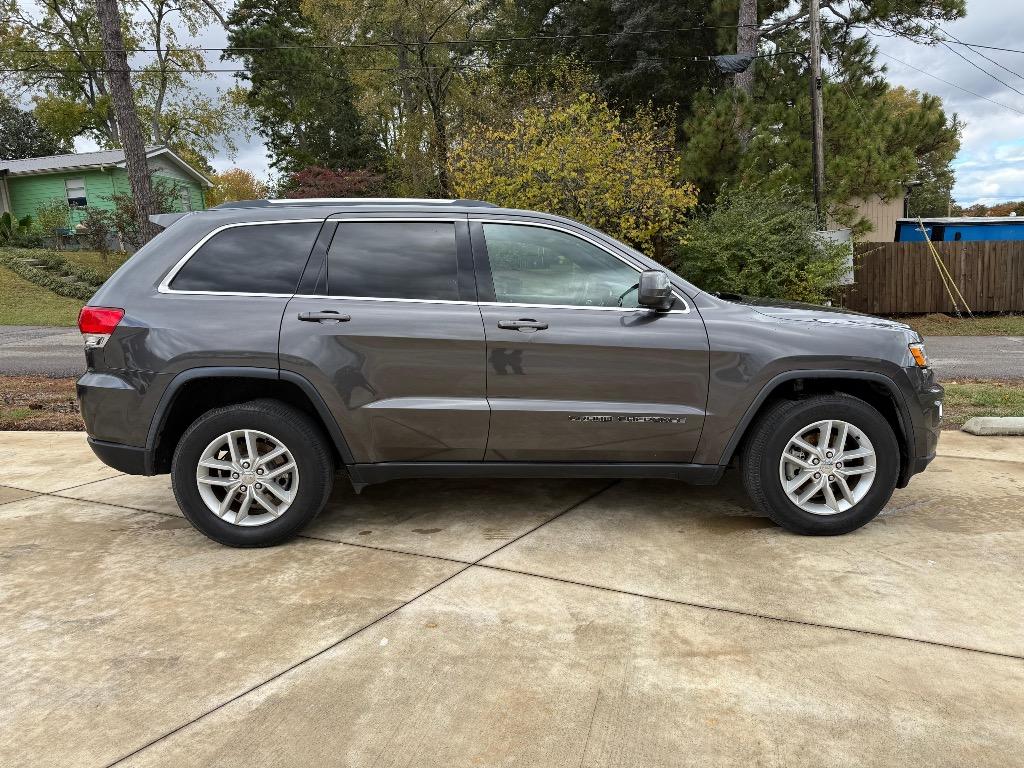 2017 Jeep Grand Cherokee Laredo E