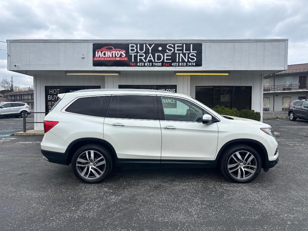 2016 Honda Pilot 4WD Elite's photo