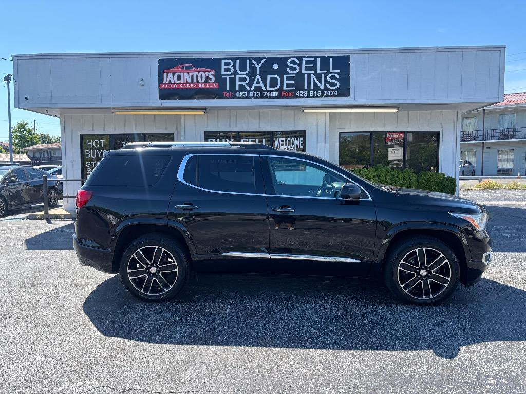 2017 GMC Acadia Denali AWD's photo