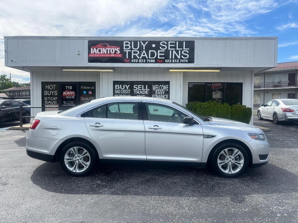 2018 Ford Taurus SE FWD's photo