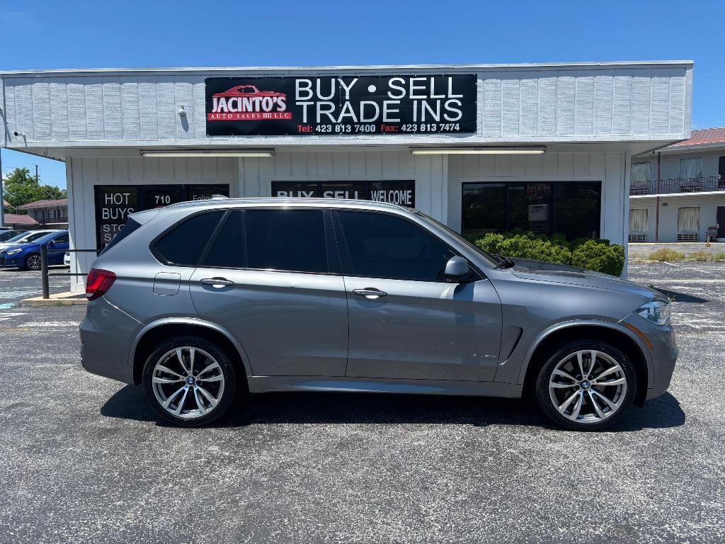 2016 BMW X5 xDrive50i's photo