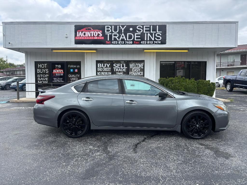 2017 Nissan Altima SR