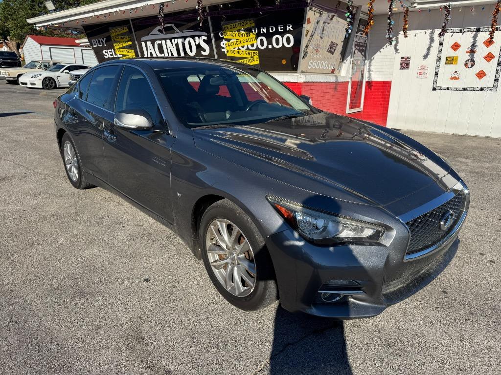 2015 INFINITI Q50